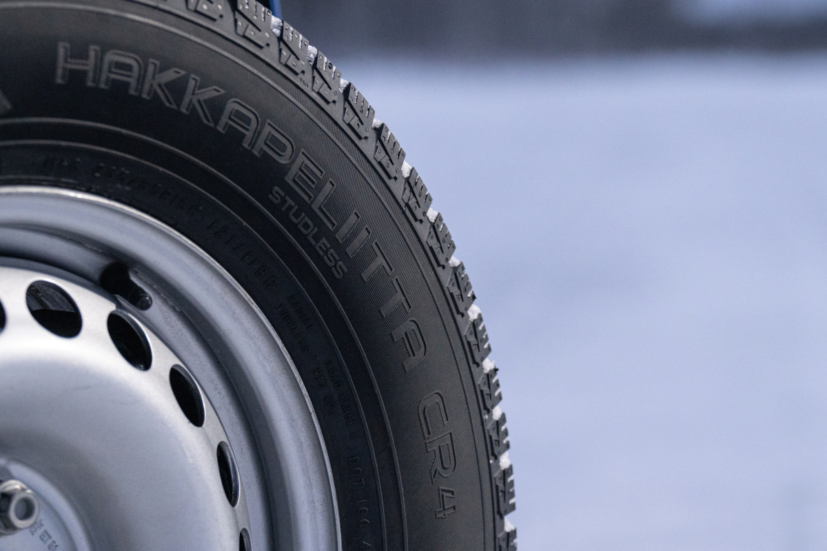 Nokian-Hakkapeliitta-CR4-2