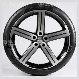 Pirelli P Zero 255/40 R19 100Y